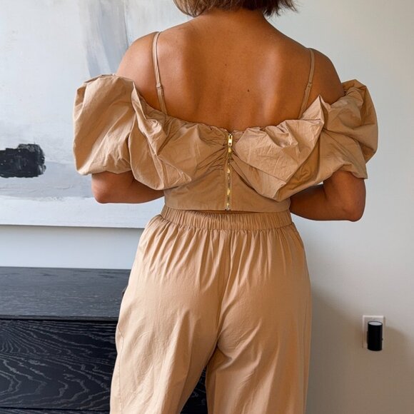 SEEK THE LABEL/TWO-PIECE SET/RUFFLED CROP TOP AND PLEATED PANTS/SIZE: MEDIUM - Picture 3 of 9